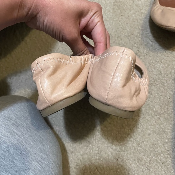 ❤️🔥SOLD❤️🔥4 pairs of Flats - Picture 5 of 16